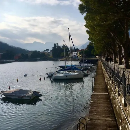 Apartment Casa Agatha Lenno- Luxury Air Conditioned Village By Italian Lenno