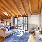Casa Agatha Lenno- Luxury Air Conditioned Village By Italian Lenno